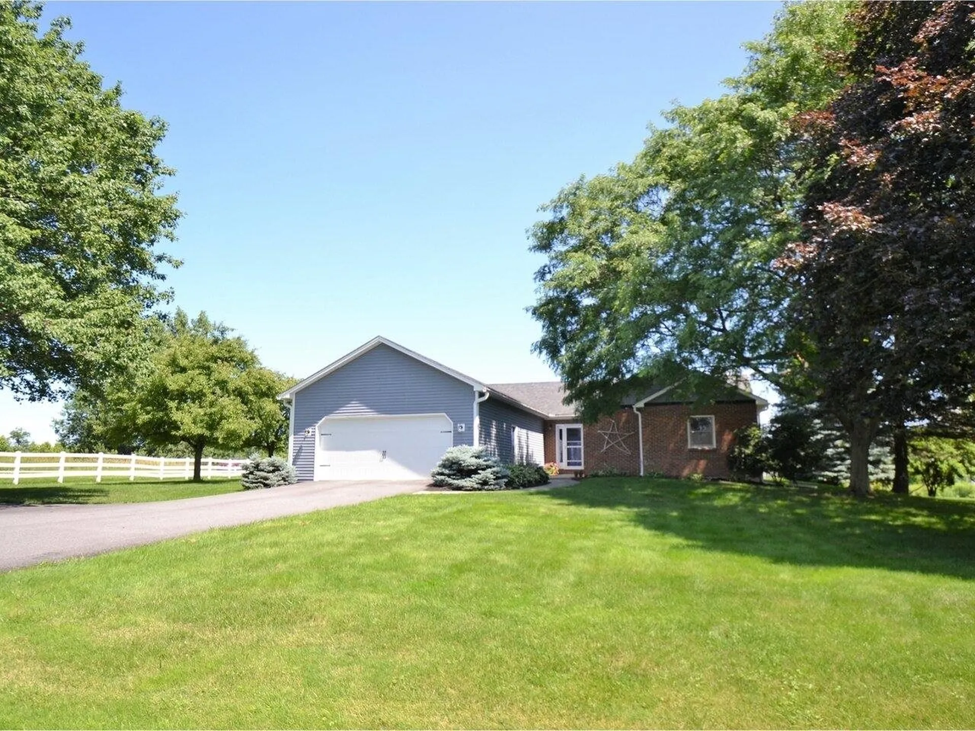17 Paddock Lane Williston VT 05495
