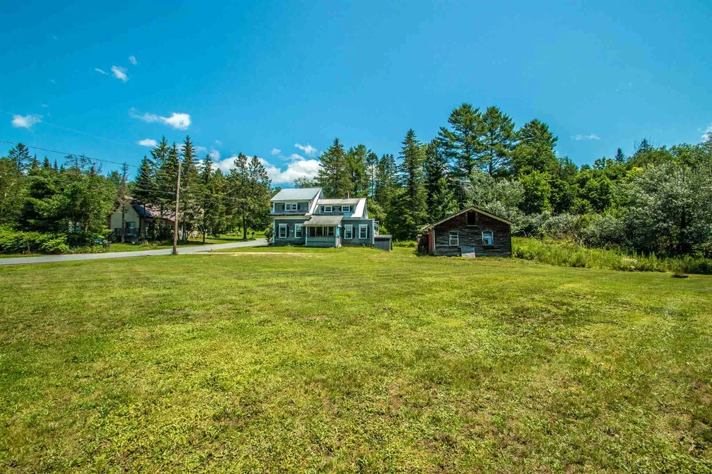 9 Garland Road Lancaster NH 03584