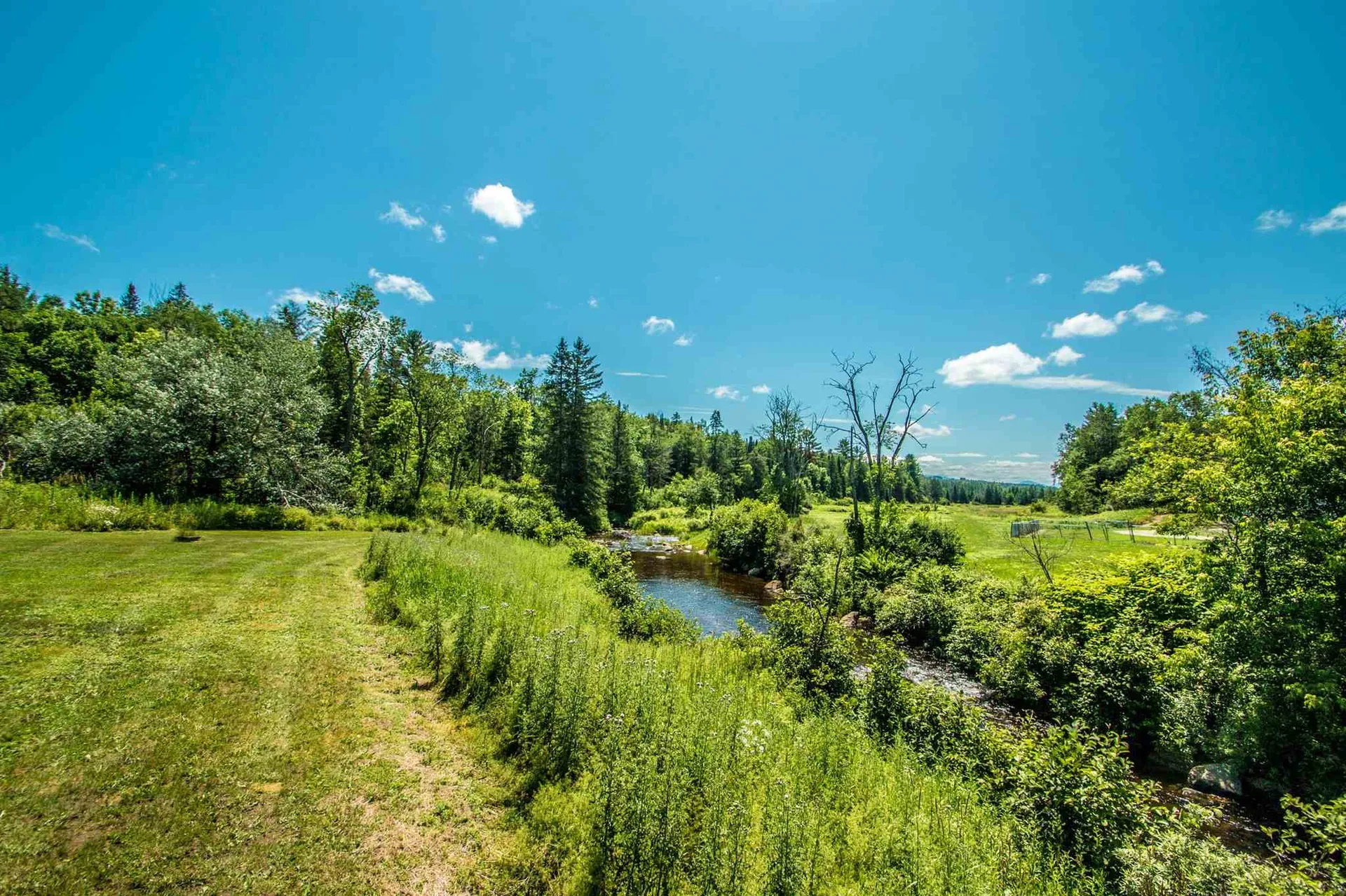 9 Garland Road Lancaster NH 03584
