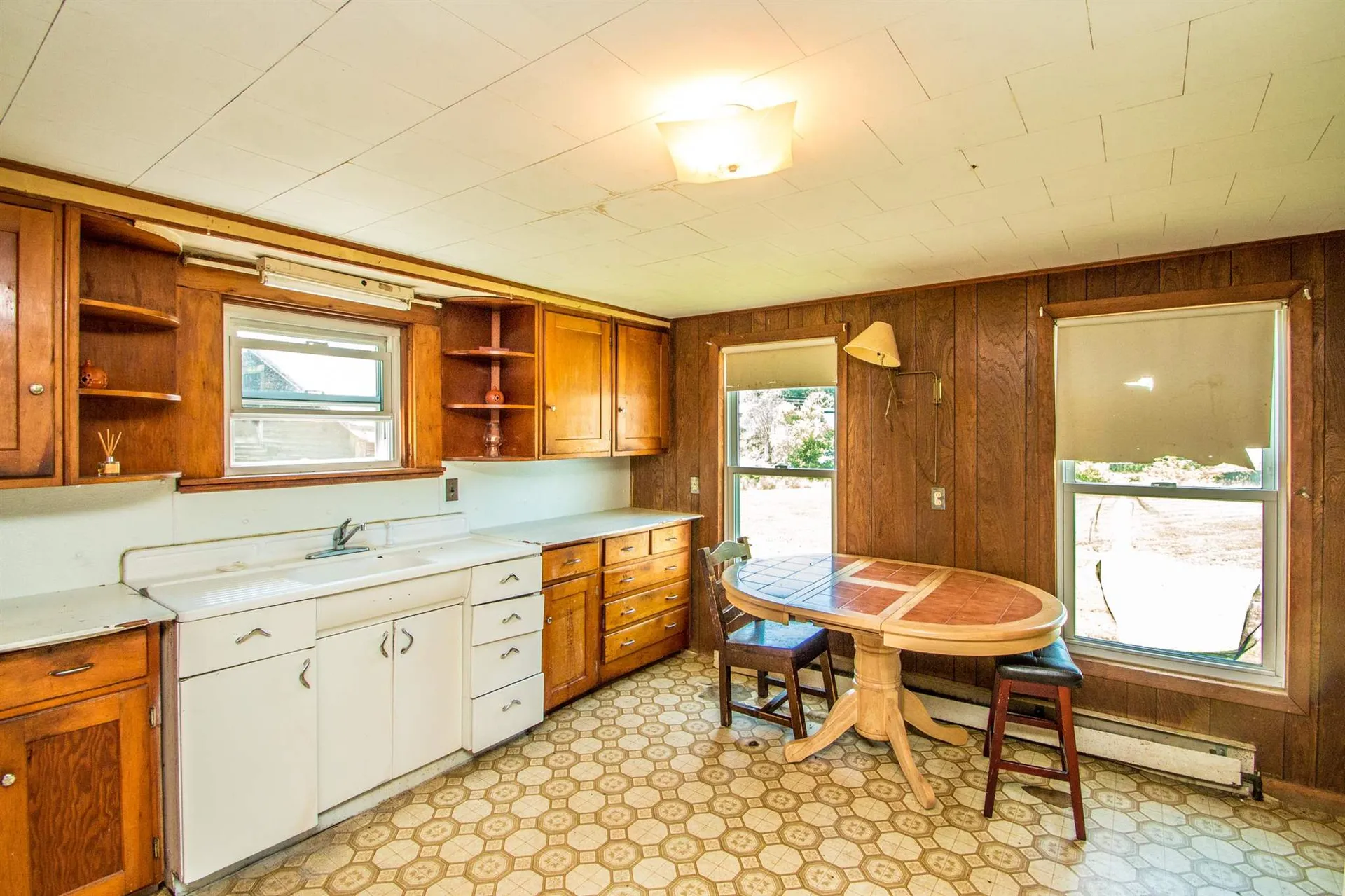 9 Garland Road Lancaster NH 03584