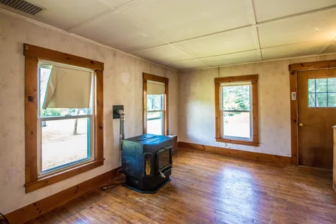 9 Garland Road Lancaster NH 03584