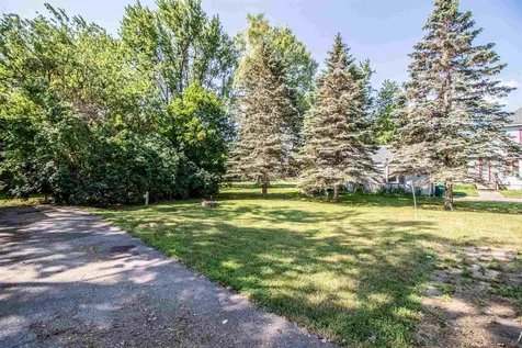17 Railroad Avenue Rochester NH 03839