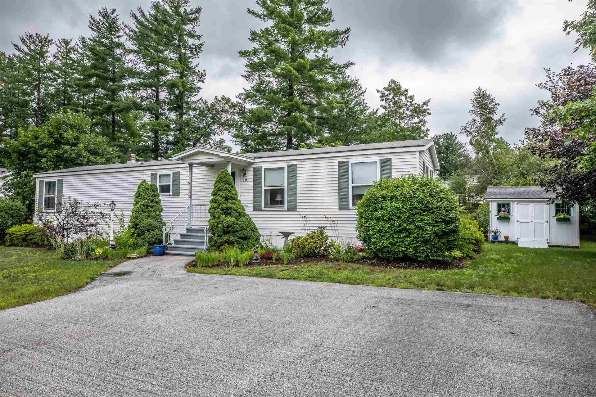 10 Pinewood Trail Concord NH 03301