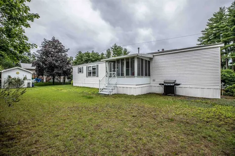 10 Pinewood Trail Concord NH 03301