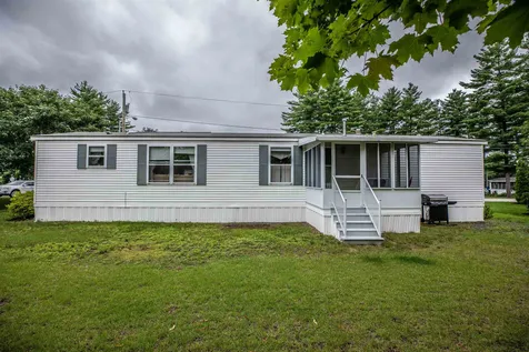 10 Pinewood Trail Concord NH 03301