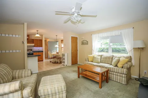 10 Pinewood Trail Concord NH 03301