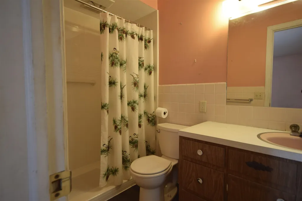 205 Biscayne Heights Colchester VT 05446