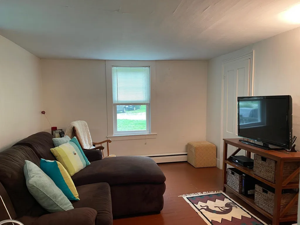 231 Sawyers Crossing Road Swanzey NH 03446