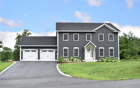 81 Collins Farm Road Colchester VT 05446