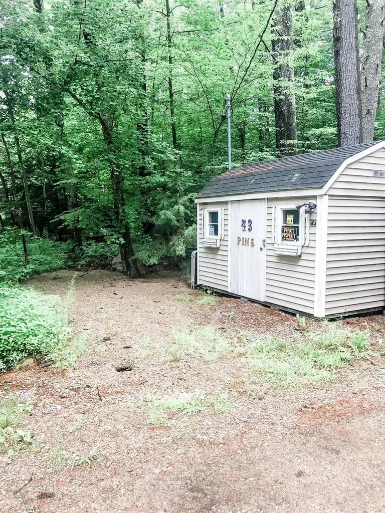 43 Pine Street Northwood NH 03261