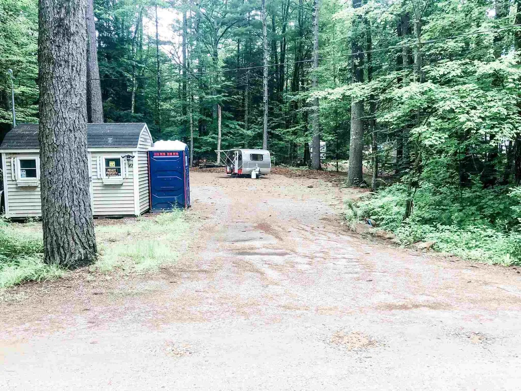 43 Pine Street Northwood NH 03261