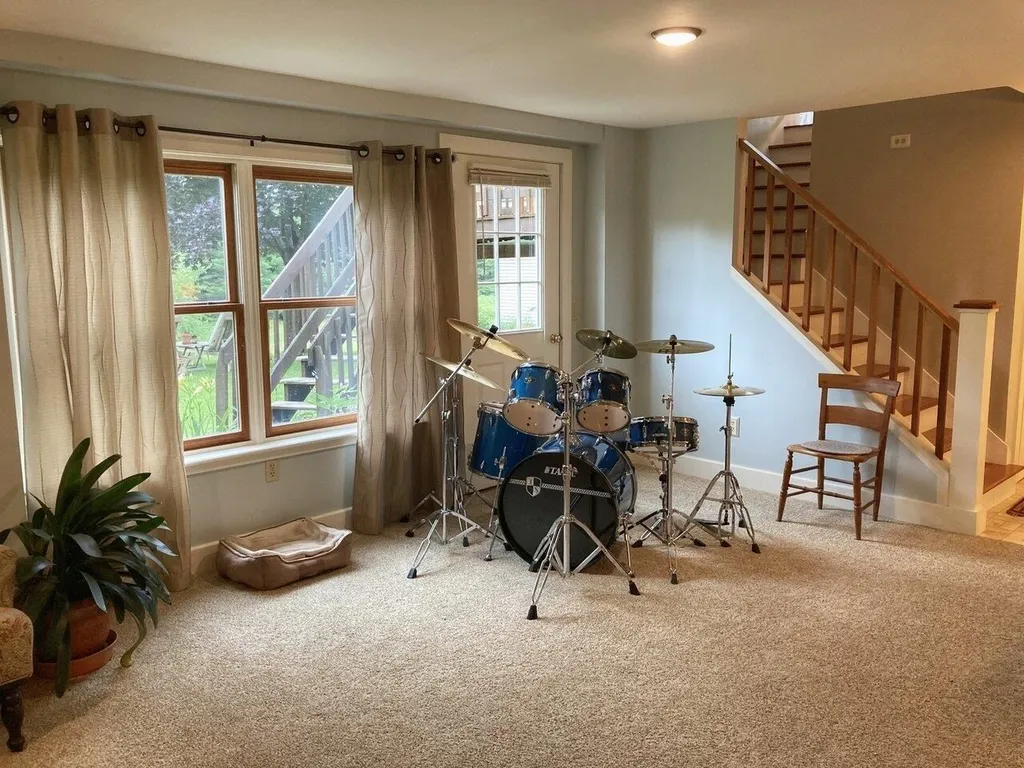 922 Gilman Road Hinesburg VT 05461