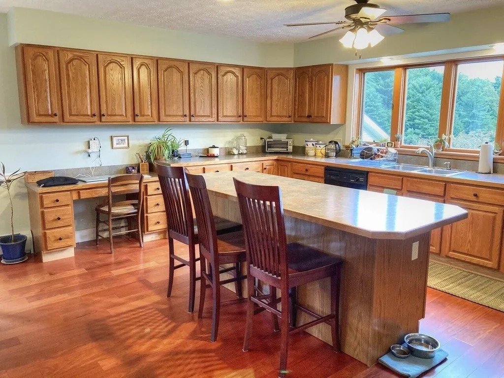 922 Gilman Road Hinesburg VT 05461