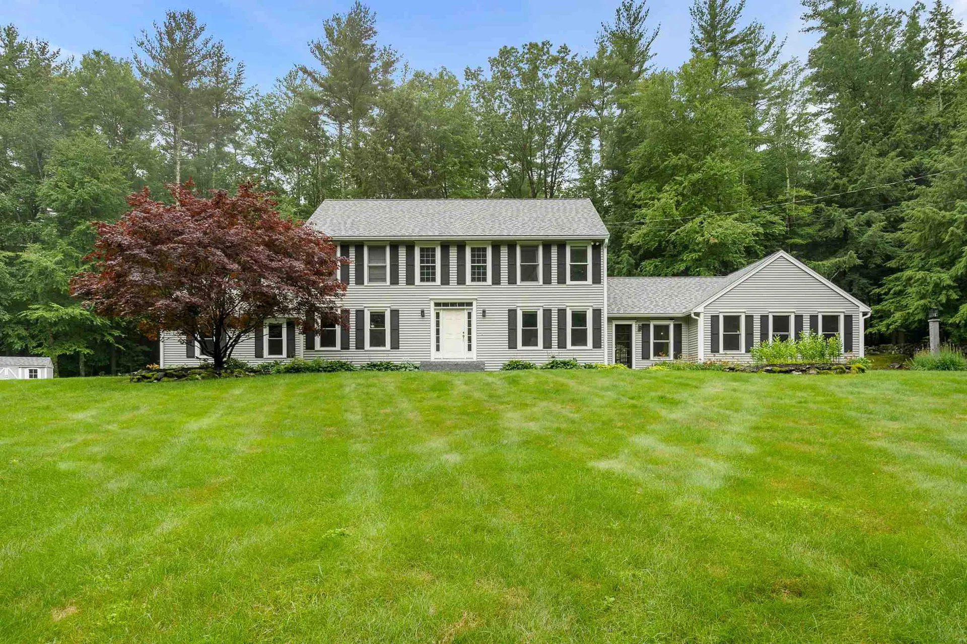 26 Deacon Lane Hollis NH 03049