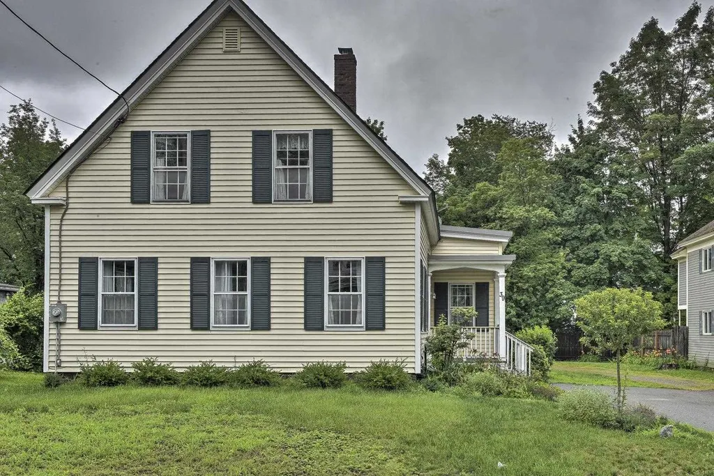 39 Elm Street Keene NH 03431