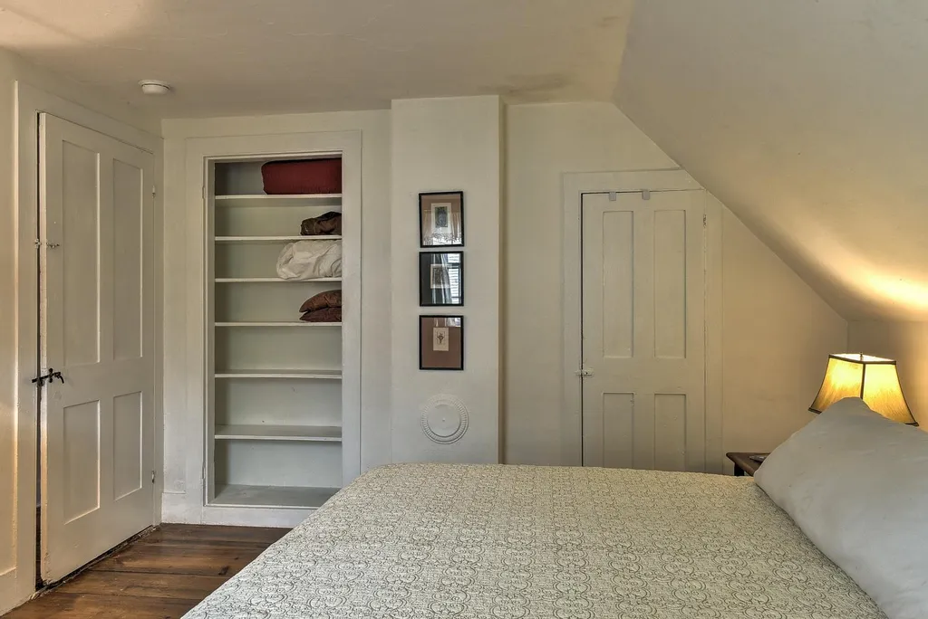 39 Elm Street Keene NH 03431