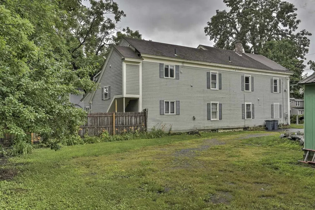 39 Elm Street Keene NH 03431