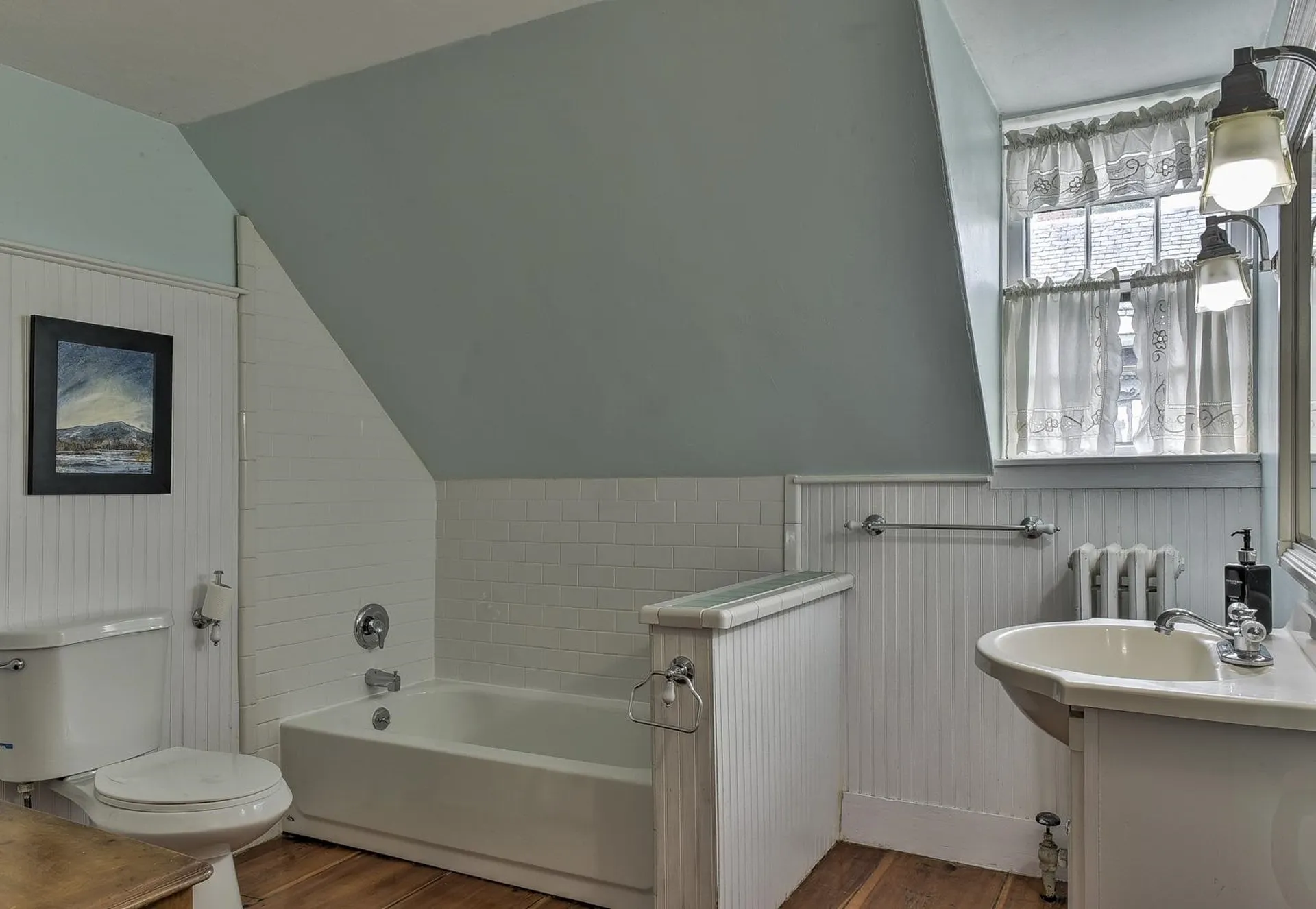 39 Elm Street Keene NH 03431