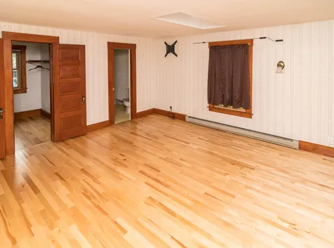 687 Western Avenue Brattleboro VT 05301