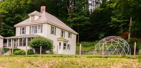 687 Western Avenue Brattleboro VT 05301