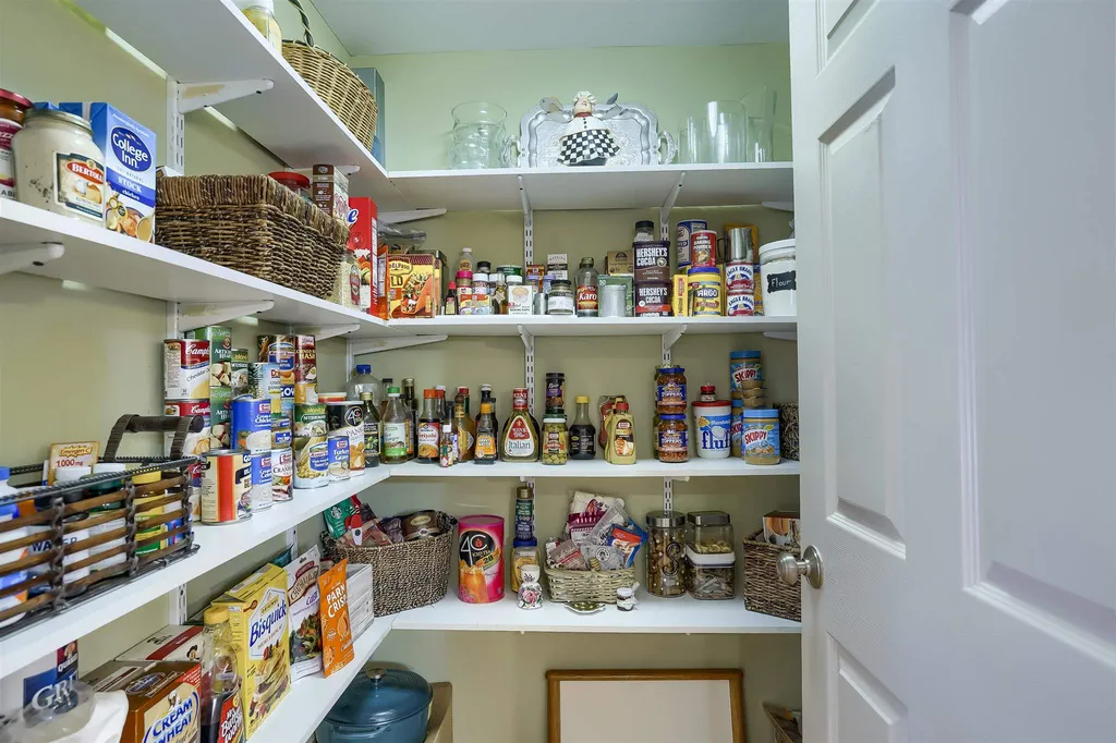 1 Bancroft Street Windham NH 03087