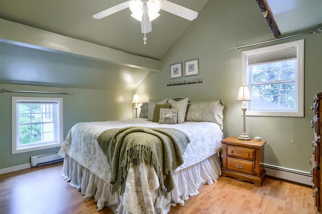 1 Bancroft Street Windham NH 03087