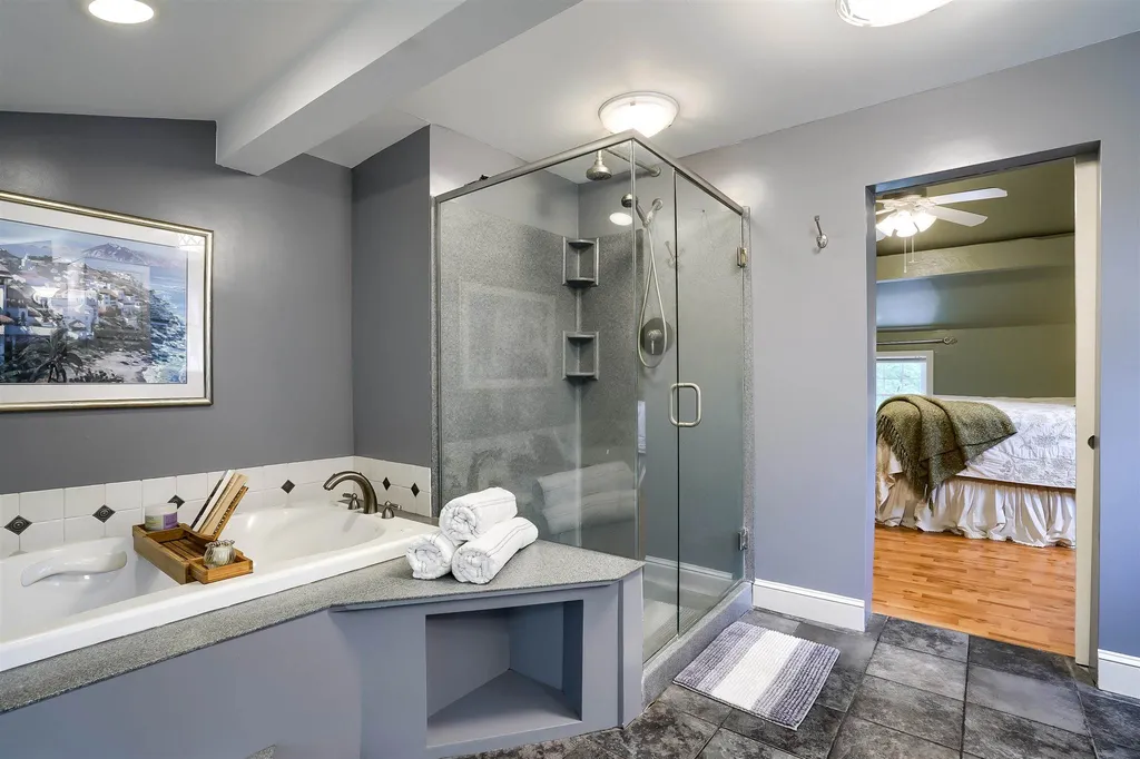 1 Bancroft Street Windham NH 03087