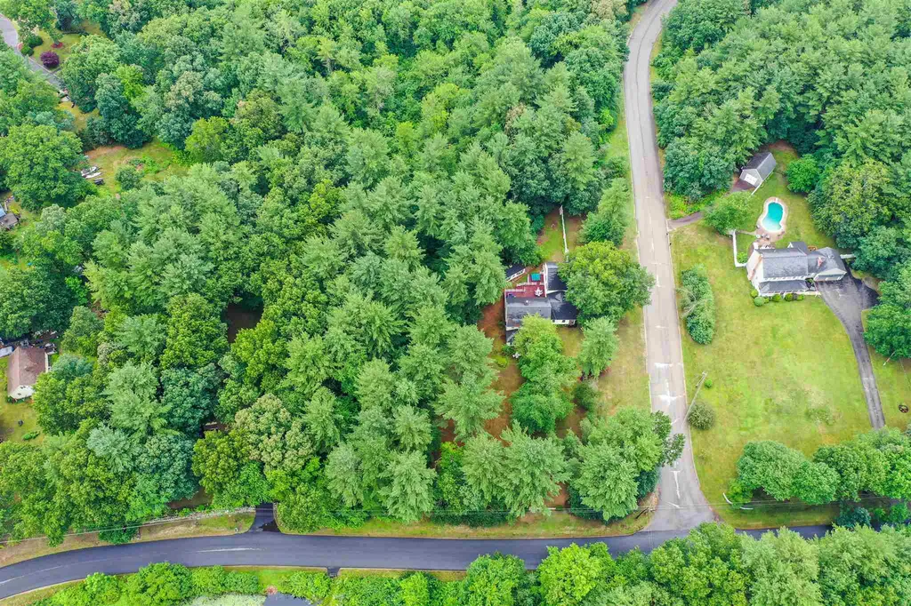 1 Bancroft Street Windham NH 03087