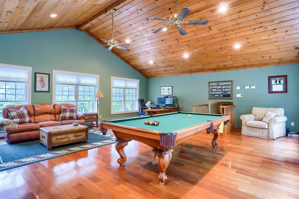 1 Bancroft Street Windham NH 03087