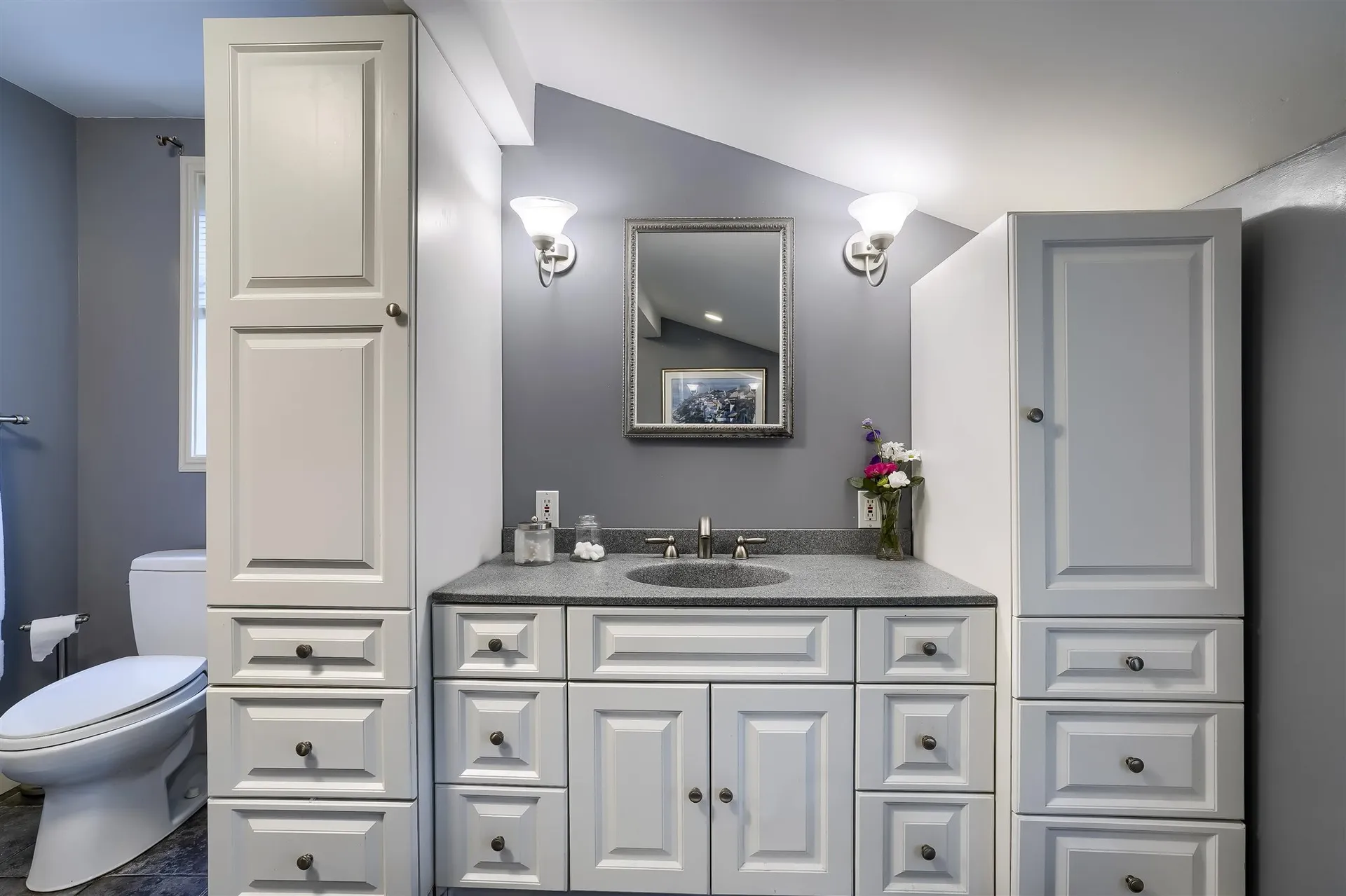 1 Bancroft Street Windham NH 03087