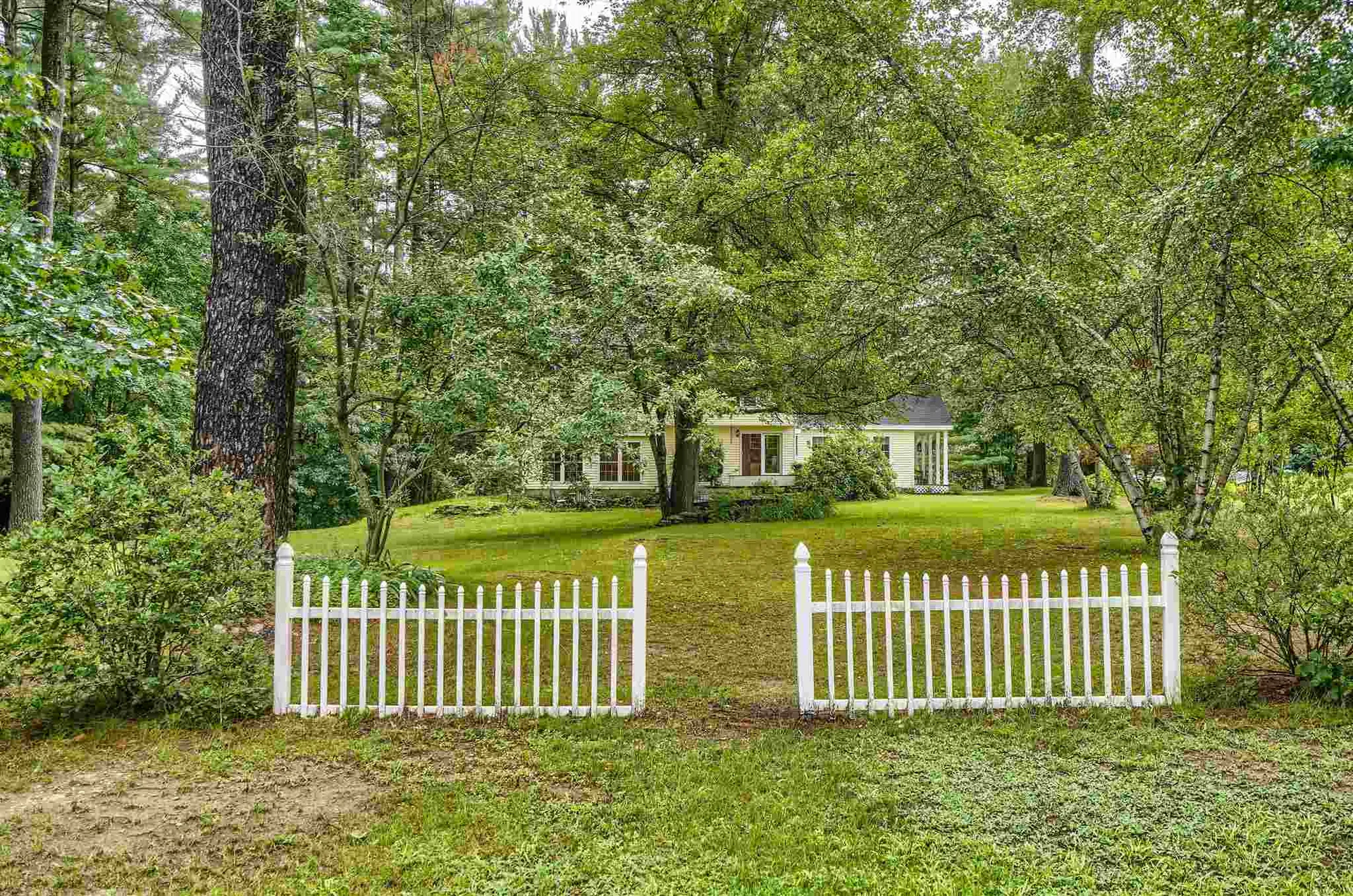 1 Bancroft Street Windham NH 03087