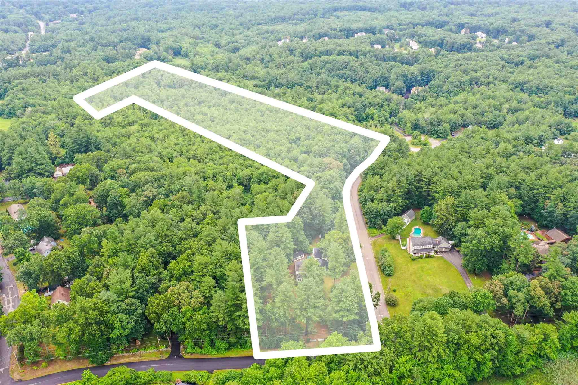 1 Bancroft Street Windham NH 03087