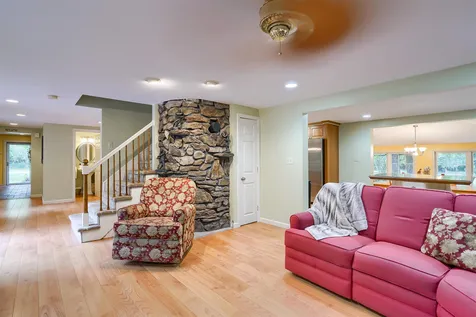 1 Bancroft Street Windham NH 03087
