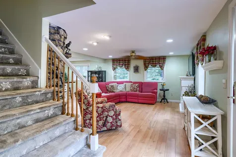 1 Bancroft Street Windham NH 03087