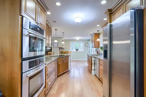 1 Bancroft Street Windham NH 03087