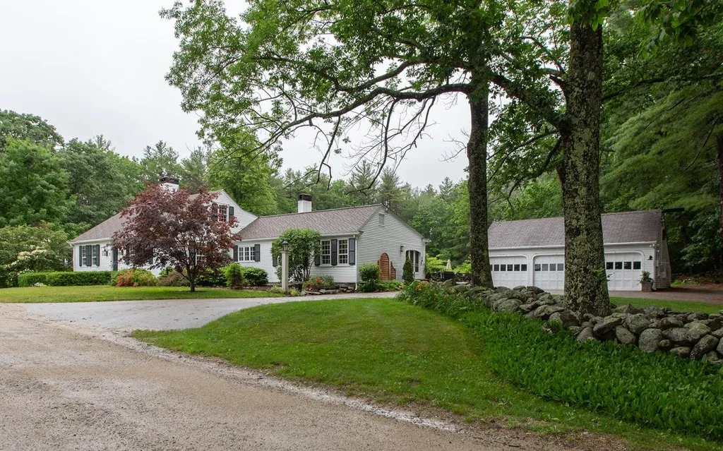 445 Francestown Road Greenfield NH 03047
