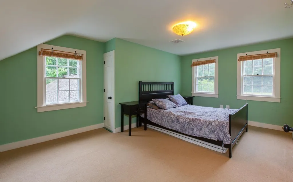 445 Francestown Road Greenfield NH 03047