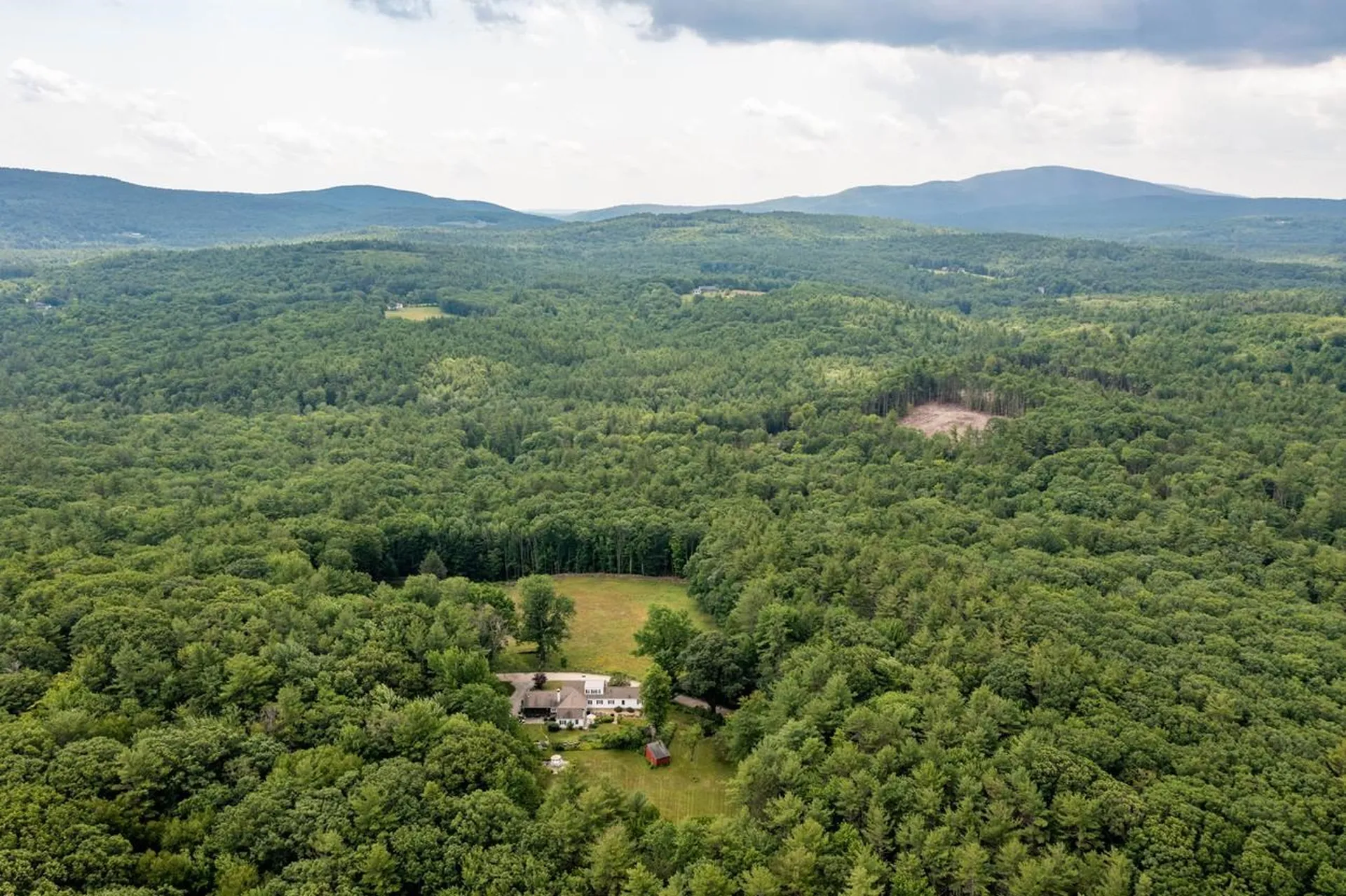 445 Francestown Road Greenfield NH 03047