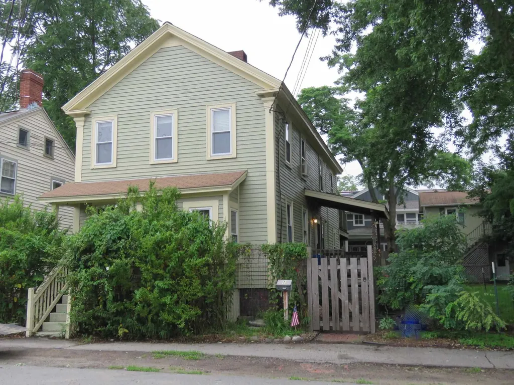 9 South Street Exeter NH 03833
