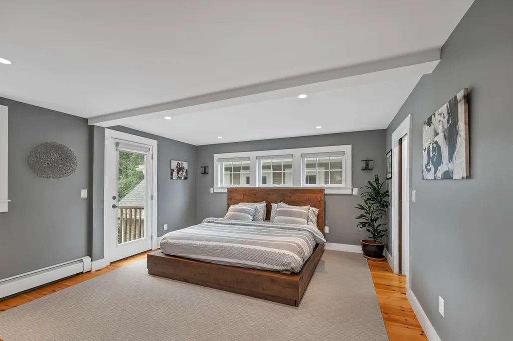 98 Old Post Road Kittery ME 03904
