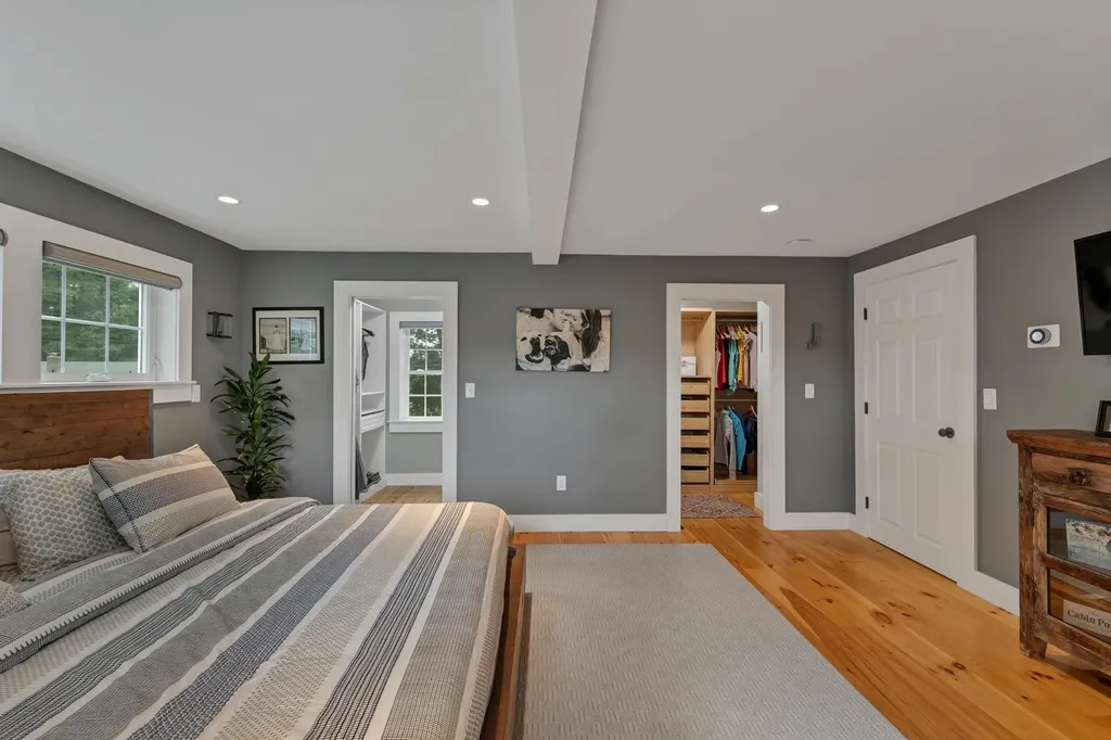 98 Old Post Road Kittery ME 03904
