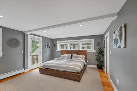 98 Old Post Road Kittery ME 03904