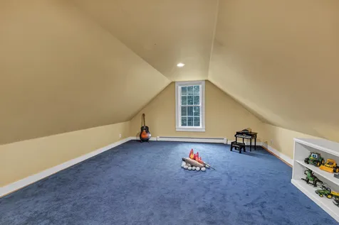 98 Old Post Road Kittery ME 03904