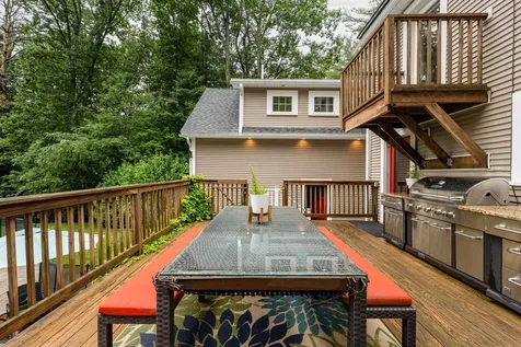 98 Old Post Road Kittery ME 03904