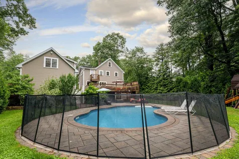 98 Old Post Road Kittery ME 03904
