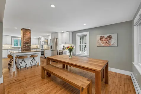 98 Old Post Road Kittery ME 03904