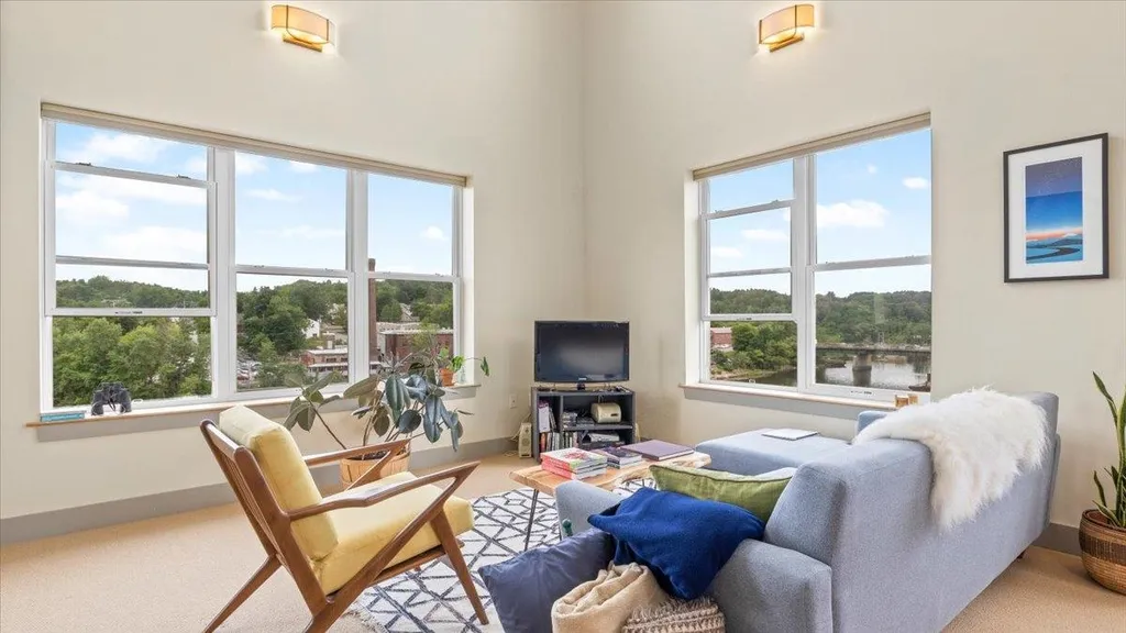 60 Winooski Falls Way Winooski VT 05404