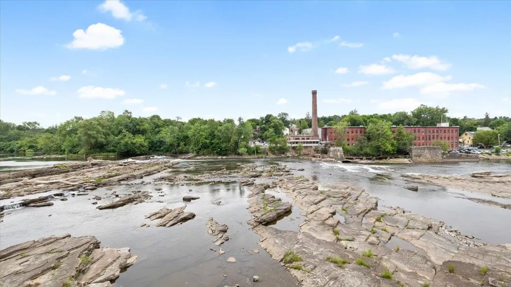 60 Winooski Falls Way Winooski VT 05404