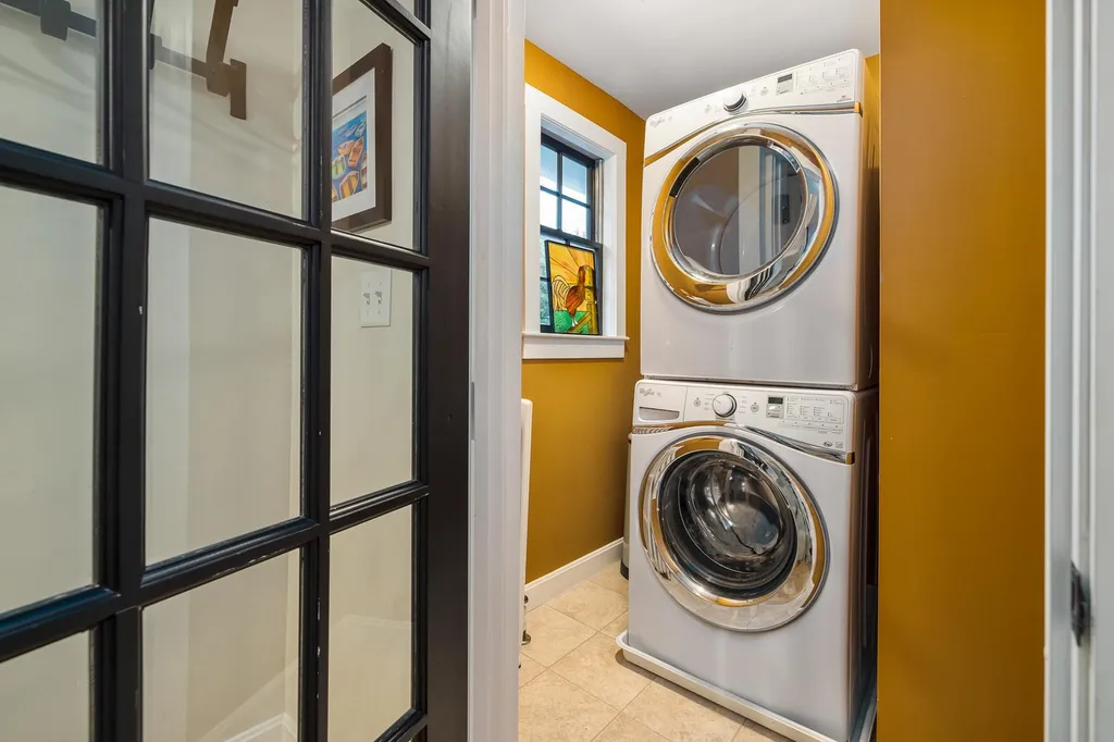 279 Marcy Street Portsmouth NH 03801