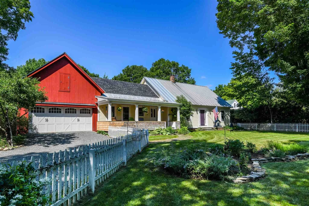25 Main Street Monroe NH 03771